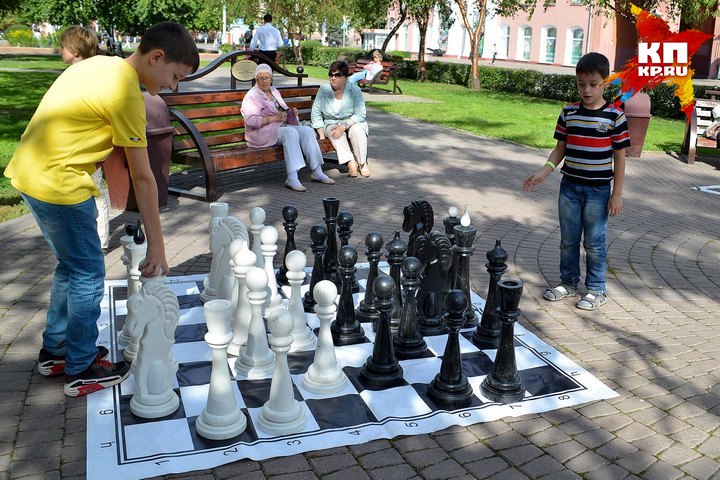 шахматная программа рыбка 4 русская версия скачать